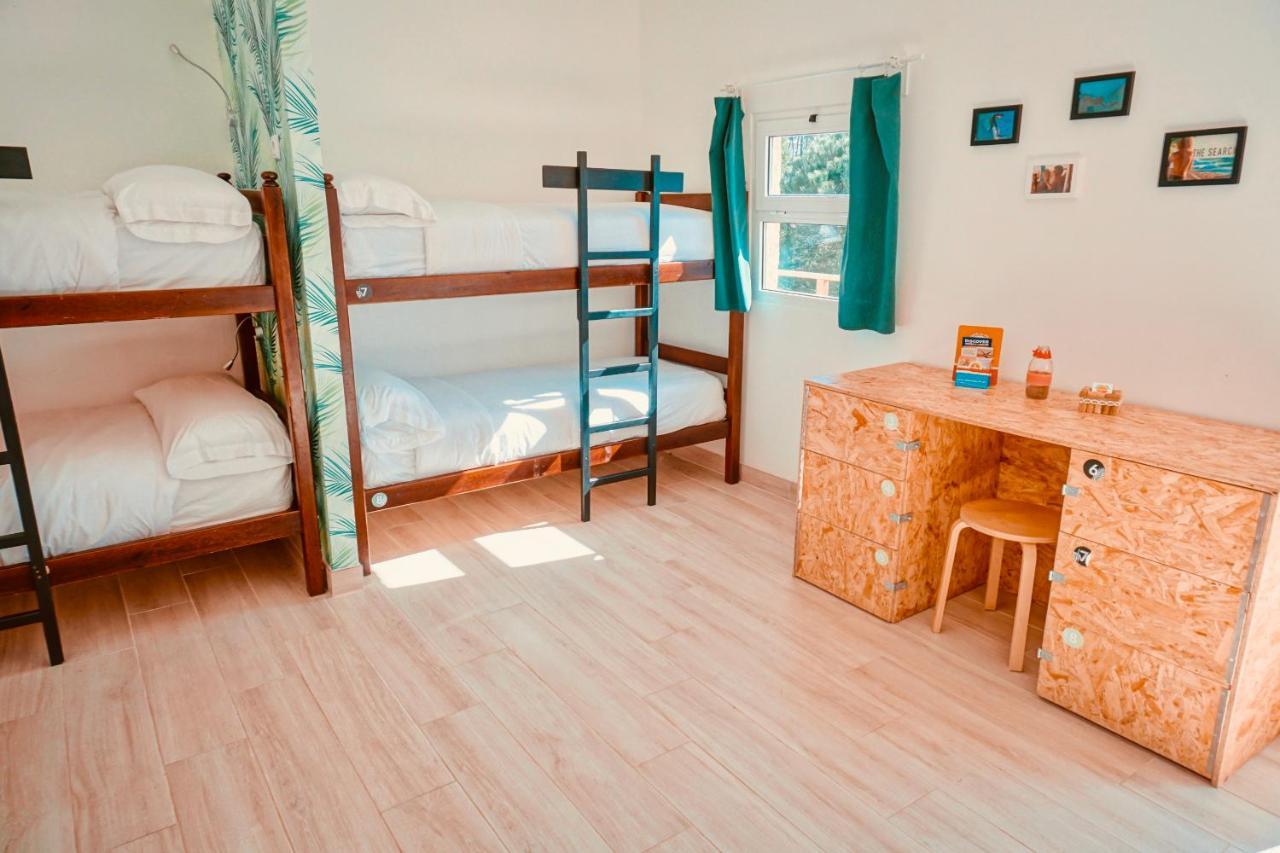 Oasis Backpackers Hostel Sintra Surf Colares Eksteriør billede